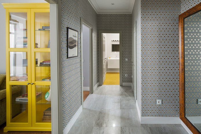 wallpaper with a small geometric pattern