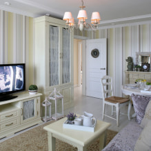 Wallpaper for a small room: choosing a color, pattern, expanding photo wallpaper, combination-1