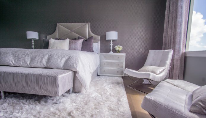 purple walls in the bedroom