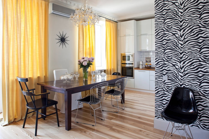 Light and monochrome wallpaper, orange curtains