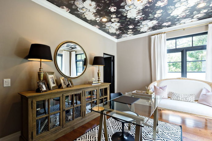 wallpaper with a floral pattern on the ceiling