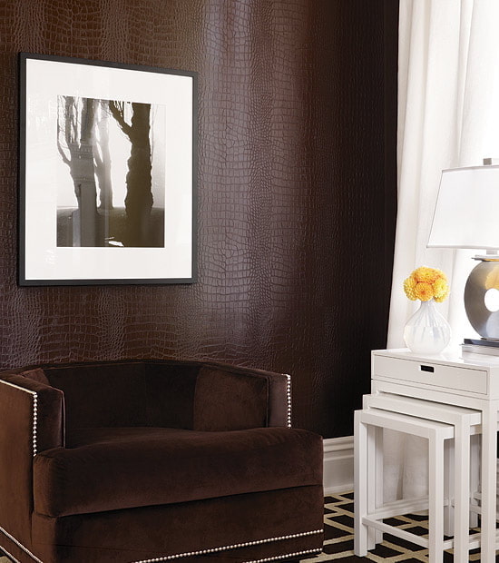 leather-look wallpaper in the living room interior