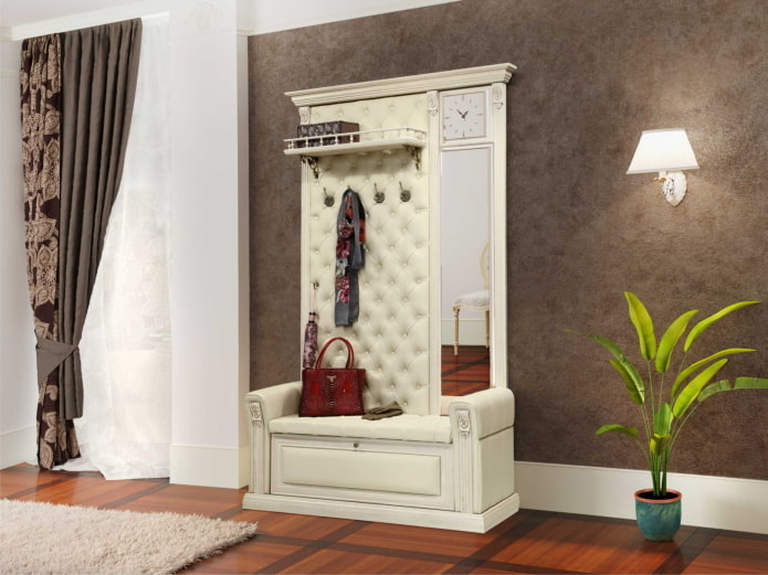 leather-imitating wallpaper in the hallway