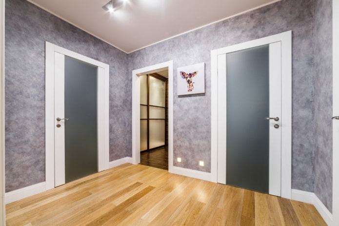 plaster-like wallpaper in the hallway