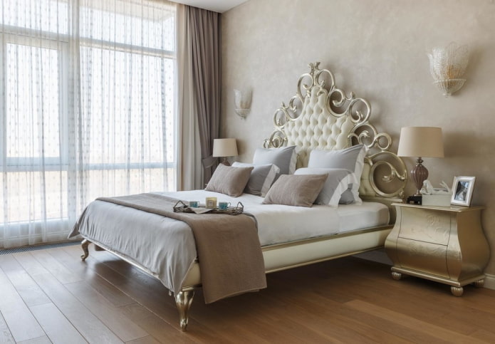 beige wallpaper in the bedroom