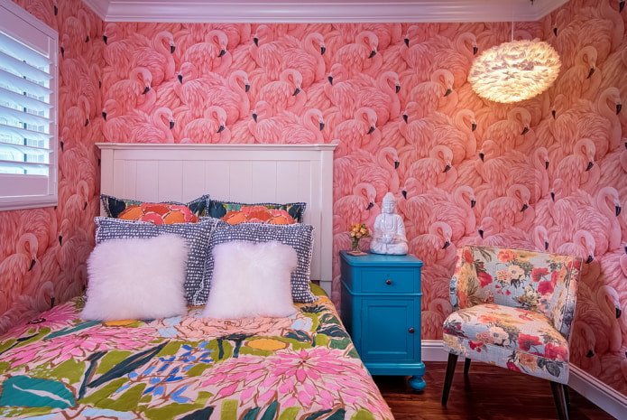flamingos on wallpaper