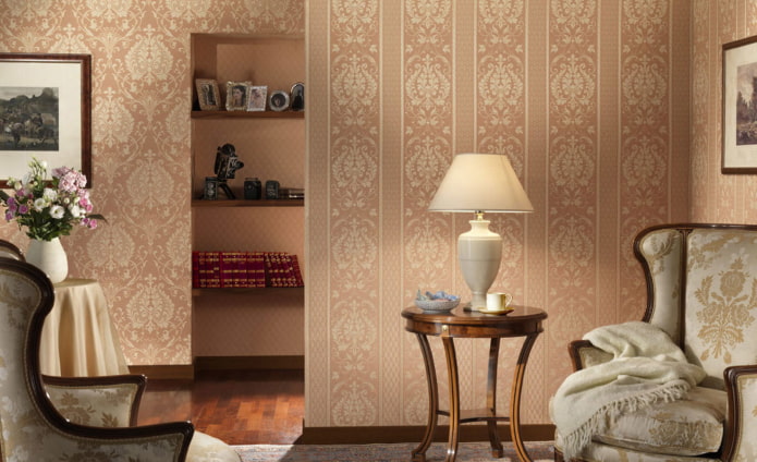 combination of monogram with stripe