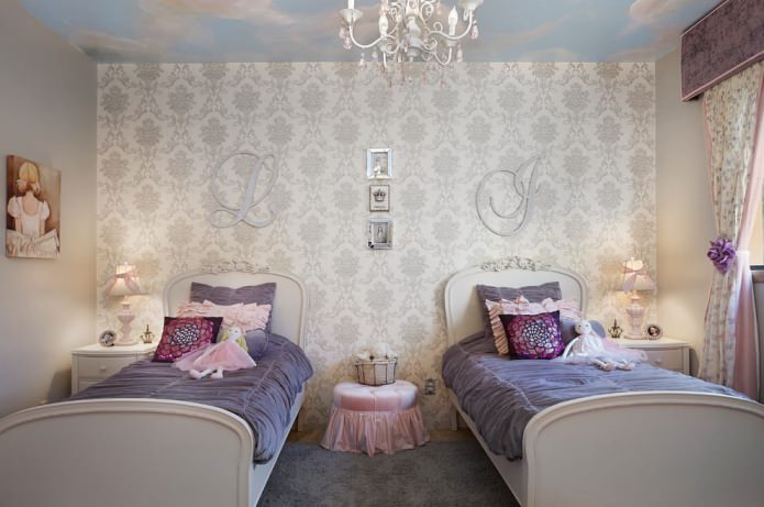Gray and white wallpaper in the nursery