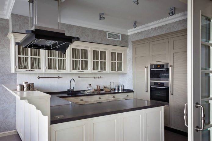 Gray wallpaper in the interior of the kitchen