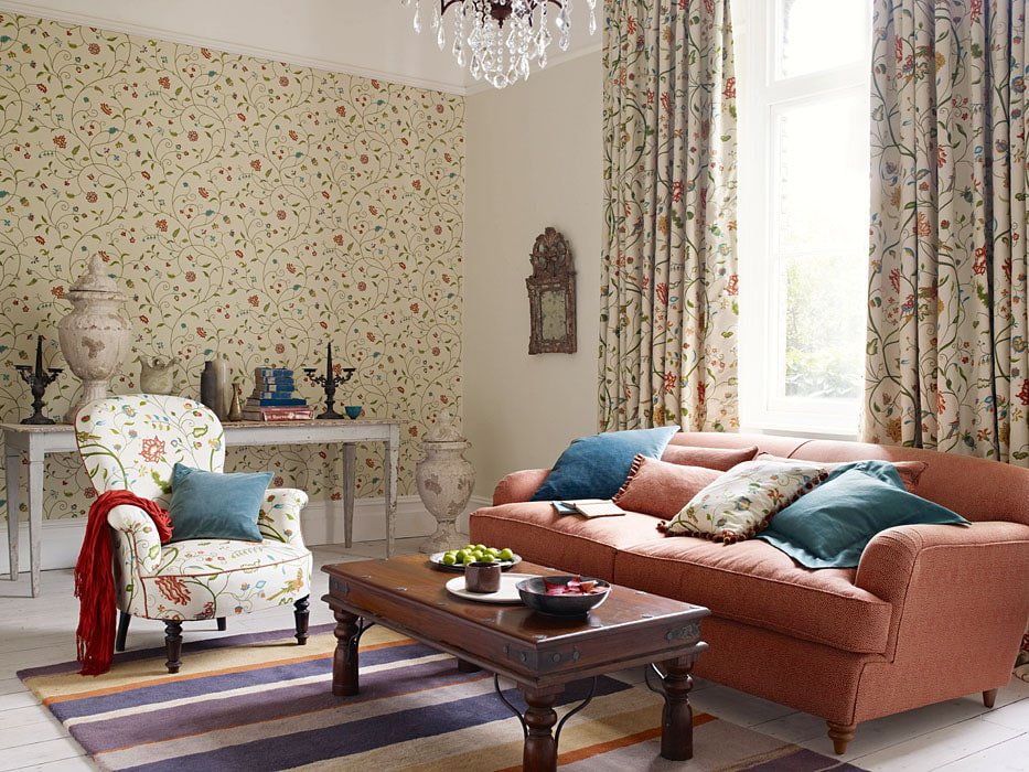 wallpaper in the English style