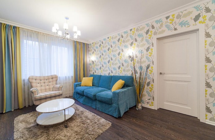 bright wallpaper in the living room