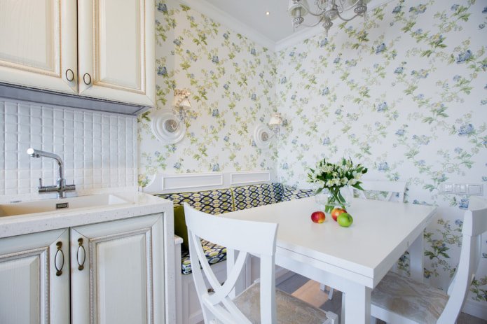 Paper wallpaper in the Provence style