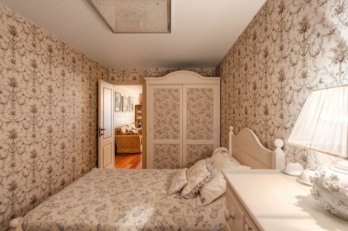 Provence style wallpaper