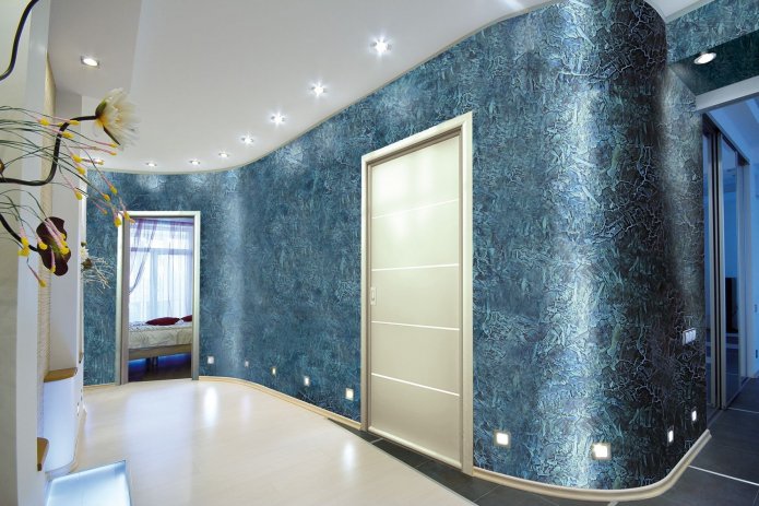 blue Venetian wallpaper in the hallway