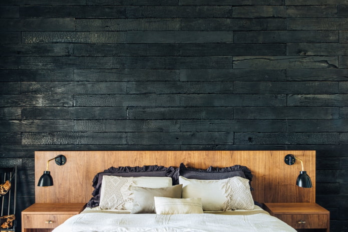 burnt board in the interior of the bedroom