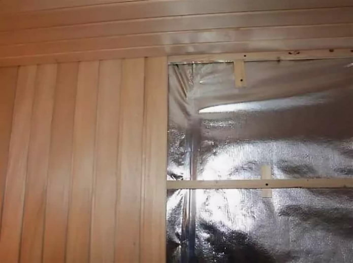 Bathing paneling with clapboard