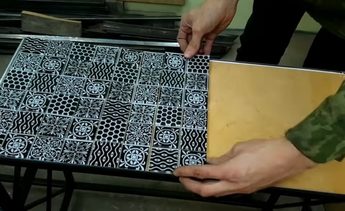 gluing mosaic