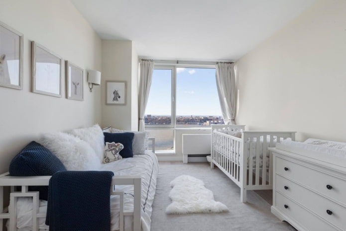 children's cot in a one-room apartment
