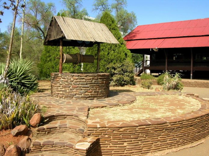 well finishing with stone