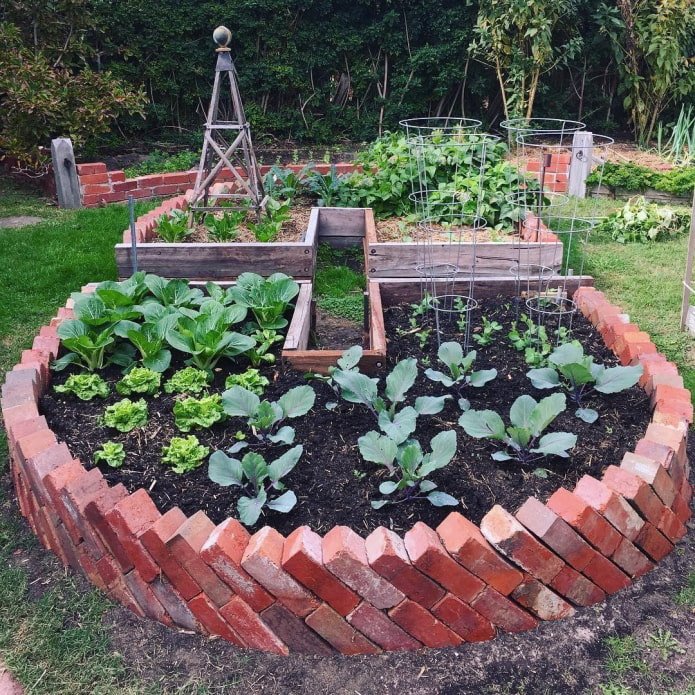 brick fencing for a garden bed
