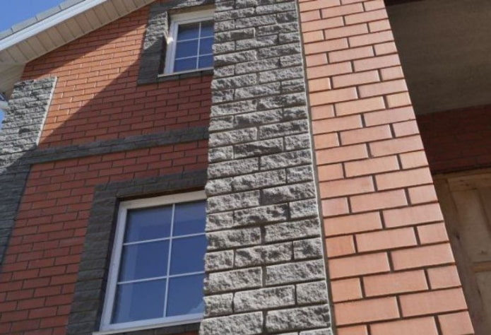 Brick support pillar
