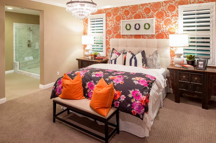 wallpaper with orange flowers