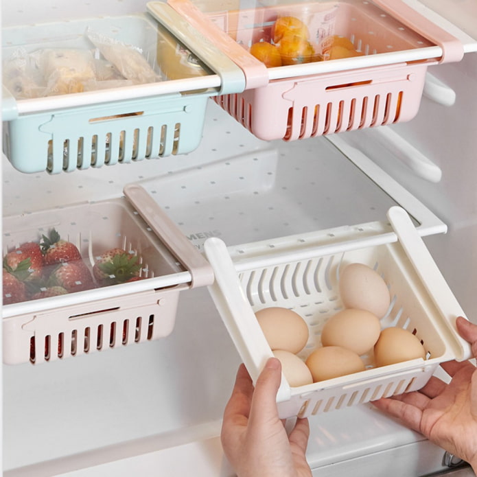 Organizer with a grid