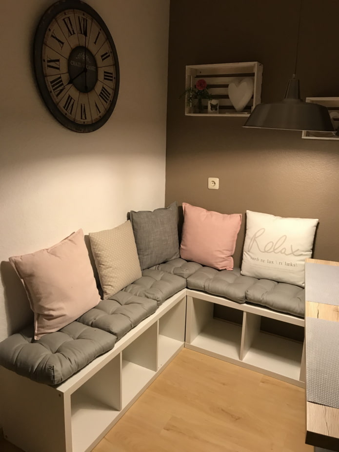 Corner bench from Kallax