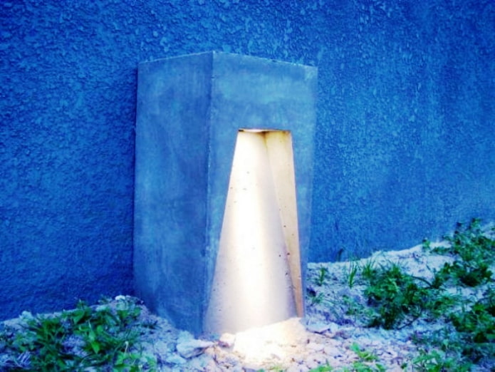 street lamp