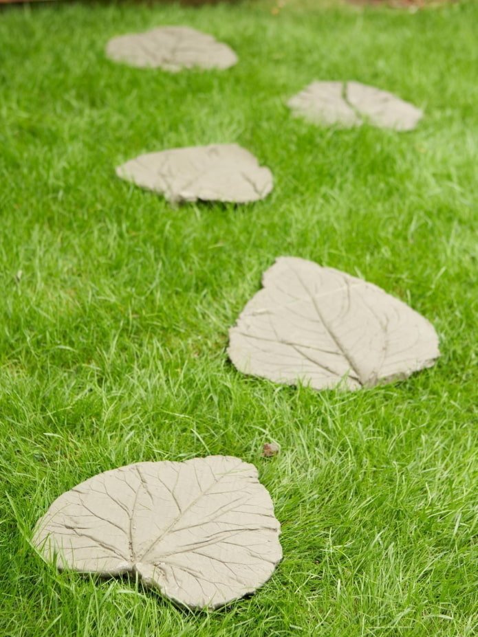 Path of concrete leaves