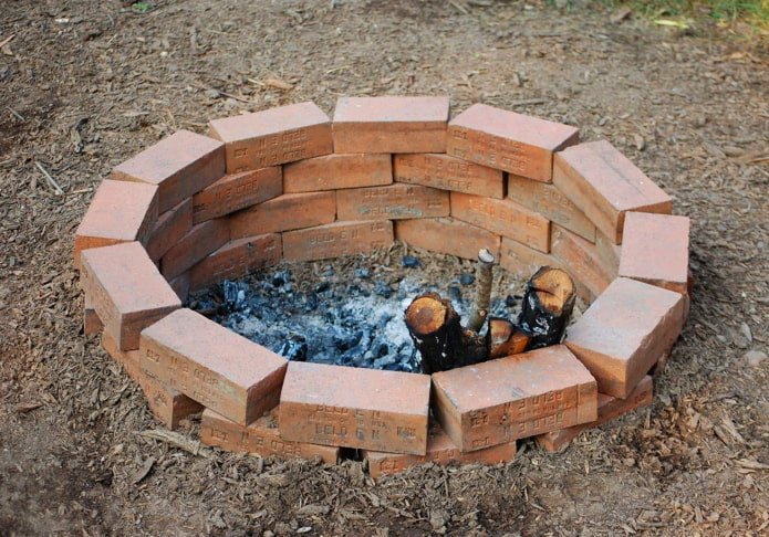 Bowl made of bricks