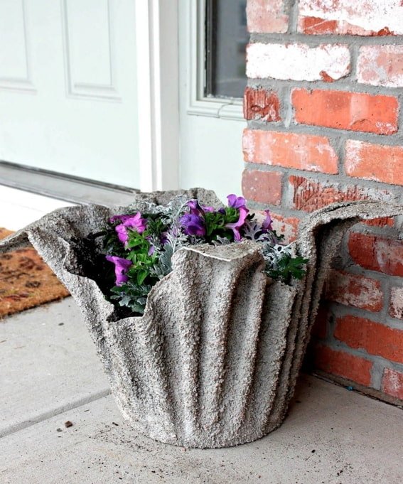 Concrete and fabric flowerpot