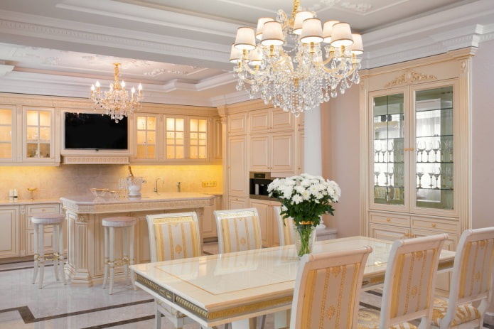 Luxurious crystal chandelier