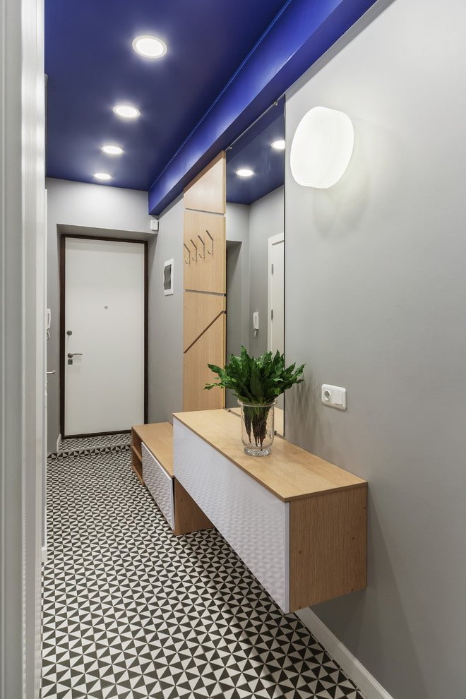 lighting in the interior of a long corridor