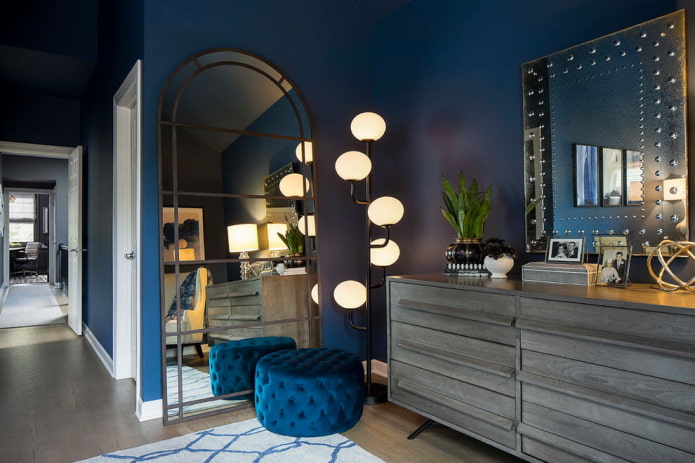 auxiliary lighting in the hallway interior