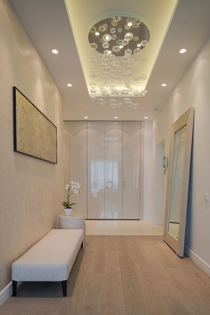 lighting in a hallway with a stretch ceiling
