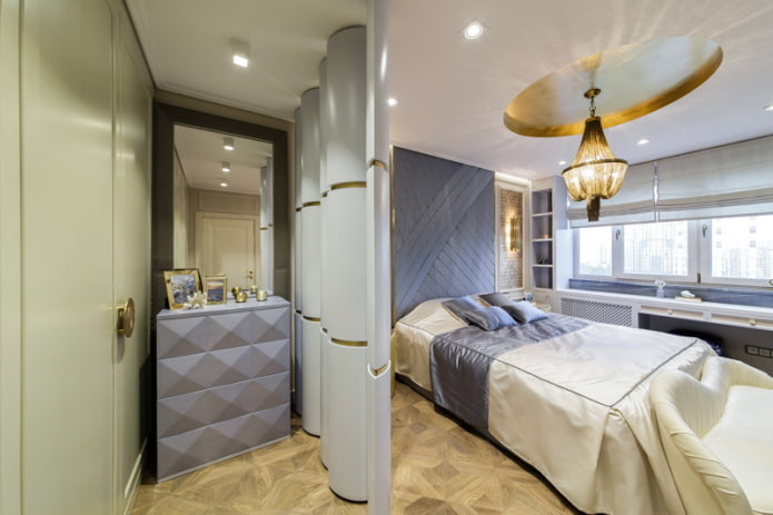 luxurious chandelier in the bedroom