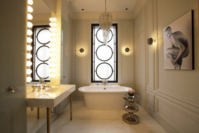 decorative lighting in the bathroom interior
