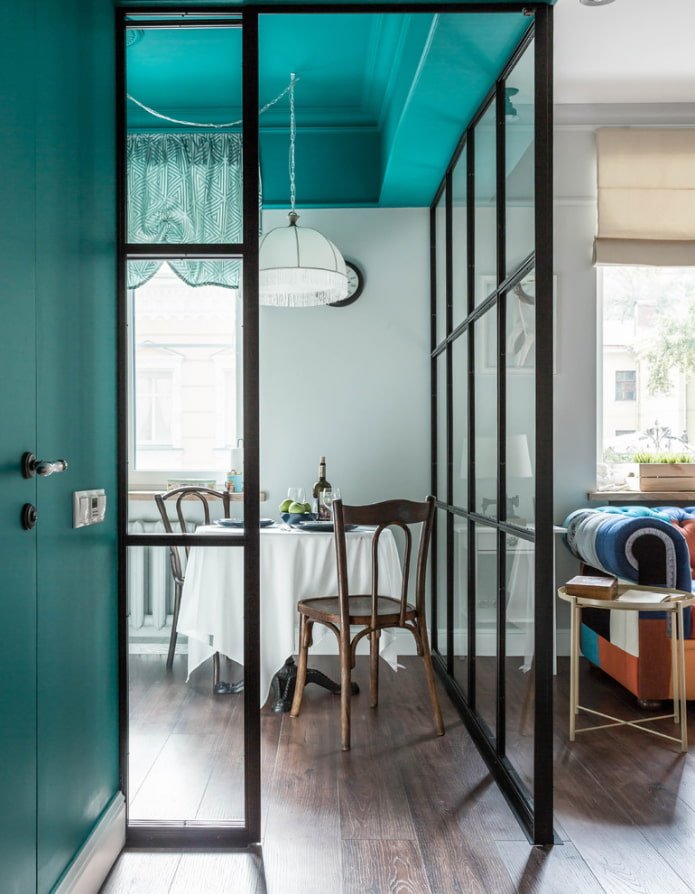 Glass partition