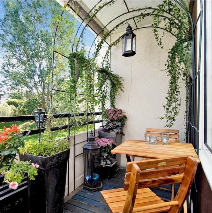 trellis for plants on the loggia