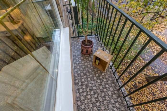 open balcony finishing