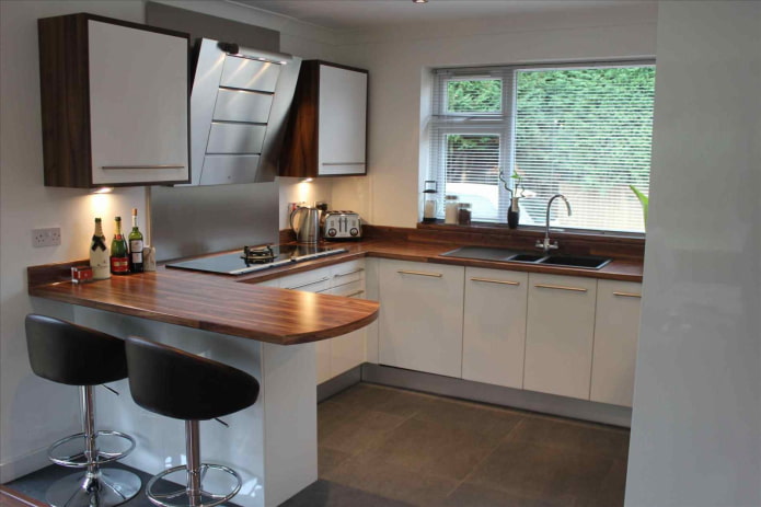kitchen with a bar counter