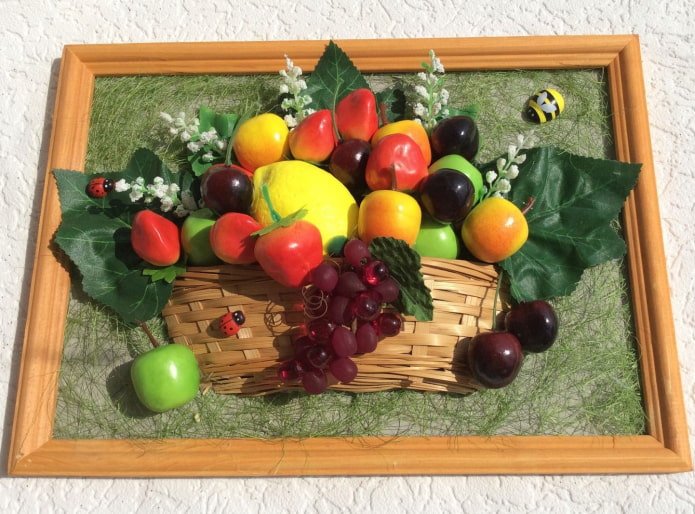 kitchen panel made of fruits