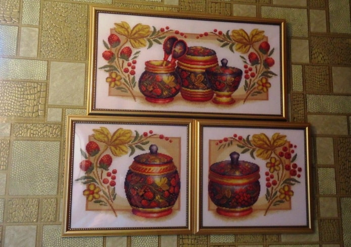 kitchen panel with embroidery 