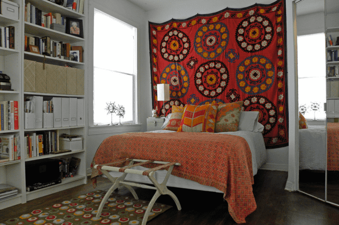 blanket in the bedroom
