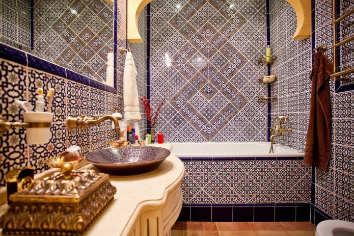 wall panel in the interior in oriental style