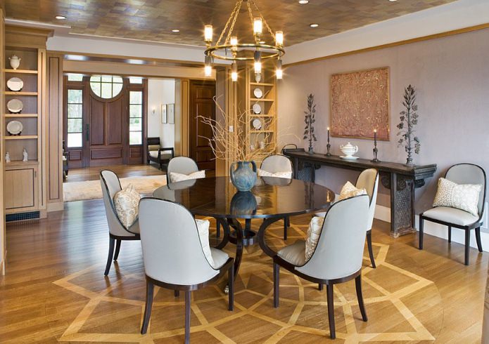 Artistic parquet laying