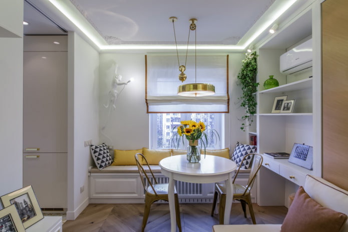 floating ceiling in the interior