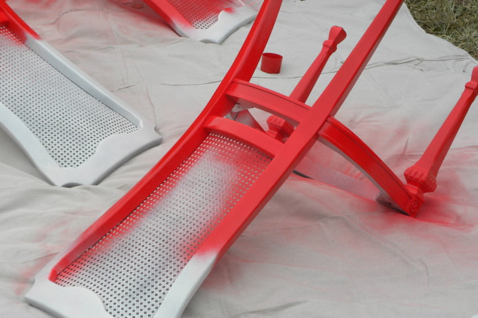 Painting the chair