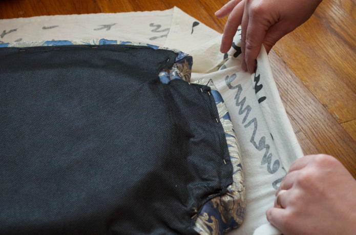 Fixing the fabric